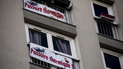 Des appartements mal isolés&nbsp;dans un logement HLM de la ville de Paris. (VINCENT ISORE / MAXPPP)