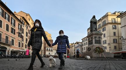 Covid-19 : les Italiens en quarantaine, les autorités sur les dents