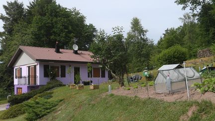 La maison des époux Jacob à Aumontzey (Vosges), le 14 juin 2017. (PATRICK HERTZOG / AFP)