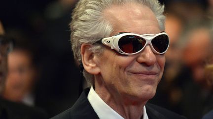 Le r&eacute;alisateur canadien David Cronenberg arrive &agrave; la projection de son film "Maps to the stars" au festival de Cannes (Alpes-maritimes), le 19 mai 2014. (ALBERTO PIZZOLI / AFP)