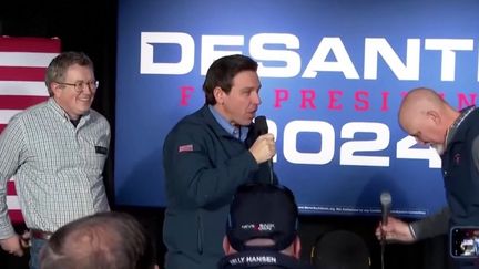 Élection présidentielle aux États-Unis : Ron DeSantis cède sa place à Donald Trump