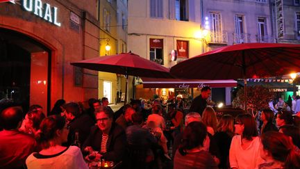 La terrasse d'un restaurant à Aix-en-Provence (photo d'illustration). (SYLVESTRE / MAXPPP)