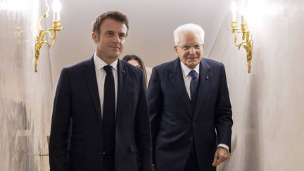 Emmanuel Macron et Sergio Mattarella, le 24 octobre 2022 à Rome (Italie). (GIANDOTTI UFF STAMPA / AGF / SIPA)