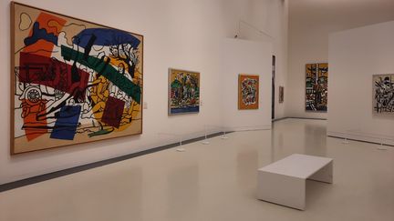 La version de 1954 de "La partie de campagne", œuvre majeure de l'exposition Fernand Léger au musée Soulages de Rodez (Aveyron) (ANNE CHEPEAU / FRANCEINFO / RADIO FRANCE)