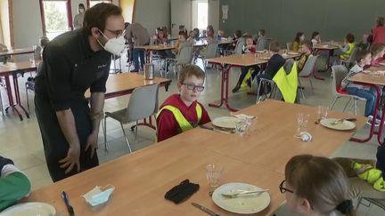 Ecole : la cantine aux étoiles