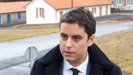 Gabriel Attal à Orcines (Puy-de-Dôme), le 14 janvier 2019. (EMMANUEL MOREAU / RADIO FRANCE)