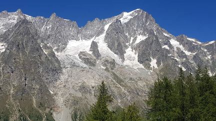 Le glacier de Planpincieux, dans le massif du Mont-Blanc, le 5 août 2020. (MAXPPP)