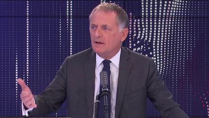 Philippe Juvin, candidat à la primaire Les Républicains et chef des urgences de l'hôpital Georges Pompidou à Paris, le 19 septembre 2021 sur franceinfo. (FRANCEINFO / RADIO FRANCE)