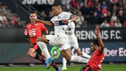 Kylian Mbappé lors du match de Ligue 1 Rennes-PSG, le 8 octobre 2023. (SEBASTIEN SALOM-GOMIS / AFP)