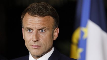 Emmanuel Macron, le 23 mai 2024 à Nouméa (Nouvelle-Calédonie).  (LUDOVIC MARIN / AFP)