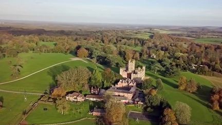 Châteaux du monde : à la découverte d'Highclere, le charme victorien