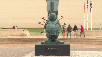 "Le Martyre du Chat" de Philippe Geluck a pris place au Mémorial à Caen. (FRANCE 3)