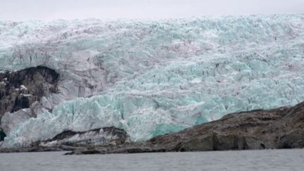 Mercredi 3 août, pour le premier épisode de la série "Au bout du monde", direction l’archipel&nbsp;norvégien&nbsp;du&nbsp;Svalbard, qui compte moins de 3 000 habitants. (FRANCE 2)