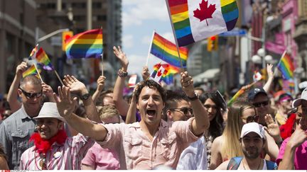 Justin Trudeau, Premier ministre canadien dans la Gay pride de Toronto&nbsp;le 3 juillet&nbsp;2016
 (MARK BLINCH / AP / SIPA)