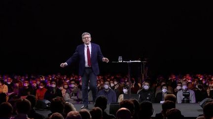 Jean-Luc Mélenchon est candidat à la présidentielle pour la troisième fois, en 2022. Si selon les sondages, l'Insoumis est pour le moment le candidat de gauche le mieux placé, il est également le plus innovant en matière de communication.&nbsp;&nbsp; (FRANCE 3)