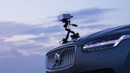 La caméra française Outsight, encore à l'état de prototype, permet aux voitures autonomes de&nbsp;mieux appréhender la route et les obstacles (OUTSIGHT)