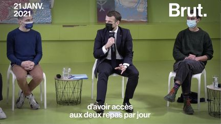 Deux repas par jour à 1 € dans les restos U pour tous les étudiants qui le demandent, qu'ils soient boursiers ou non. C'est ce qu'a annoncé Emmanuel Macron.