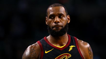 &nbsp;LeBron James, joueur des Cleveland Cavaliers, le 3 janvier 2018, lors d'un match à Boston (Massachusetts). (MADDIE MEYER / GETTY IMAGES NORTH AMERICA / AFP)