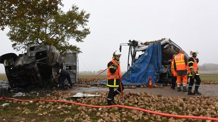 Accident mortel impliquant un car scolaire dans le Pas-de-Calais : quelle est la situation sur place ?