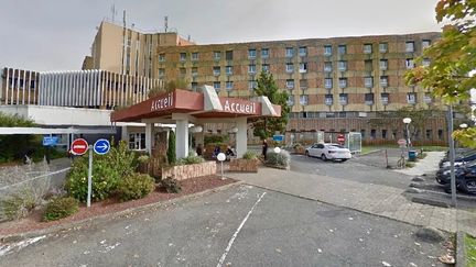 L'hôpital de Dax est la cible depuis le début de semaine d'une attaque informatique. (GOOGLE STREET VIEW / FRANCEINFO)