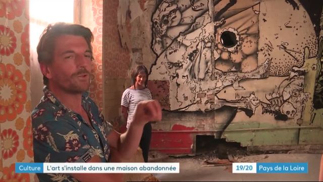 Street art dans une maison abandonnée