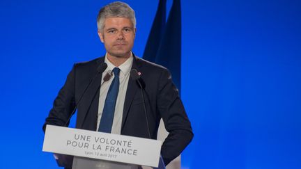 Laurent Wauquiez s'exprime lors d'un meeting en faveur de François Fillon, le 12 avril 2017, à Lyon. (MICHAUD GAEL / NURPHOTO / AFP)