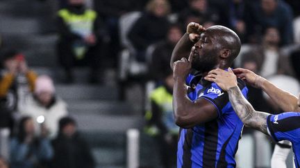 Romulu Lukaku lors de la rencontre de Coupe d'Italie entre l'Inter Milan et la Juventus, le 4 avril 2023. (MATTEO BOTTANELLI / AFP)