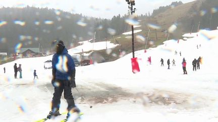 Vosges : la pluie s'invite aux sports d'hiver (FRANCE 3)