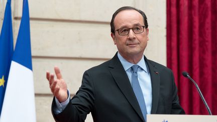 François Hollande au palais de l'Elysée, le 14 novembre 2016. (SERGE TENANI / CITIZENSIDE)