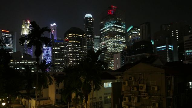 &nbsp; (Singapour de nuit vu de Chinatown © Emmanuel Langlois / Radio France)