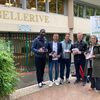 Des militants Renaissance s'apprêtent à faire du porte-à-porte pour les élections européennes, le 29 mai 2024, à Puteaux (Hauts-de-Seine). (MARGAUX DUGUET / FRANCEINFO)