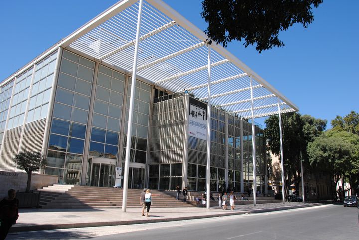 Le Carré d'Art à Nîmes. (N.Foster / Office du Tourisme de Nîmes)