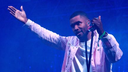 Le chanteur, compositeur et producteur américain Frank Ocean sur scène au Bonnaroo Festival, le 14 juin 2014 dans le Tennessee (Etats-Unis). (JOSH BRASTED / WIREIMAGE / GETTY)