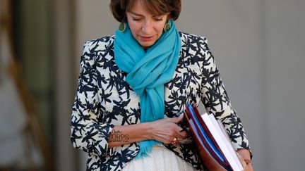 La ministre des Affaires sociales, de la Sant&eacute; et des Droits des femmes, Marisol Touraine, le 30 septembre 2015, &agrave; la sortie du Conseil des ministres &agrave; l'Elys&eacute;e (Paris). (YANN BOHAC / CITIZENSIDE / AFP)