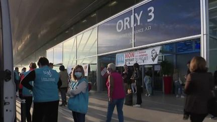 Paris : une grève dans les aéroports à l’approche du premier week-end de départ en vacances