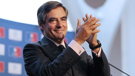 L'ancien Premier ministre Fran&ccedil;ois Fillon donne un meeting, le 30 ao&ucirc;t 2013 &agrave; Saint-Rapha&euml;l (Var). (JEAN-CHRISTOPHE MAGNENET / AFP)