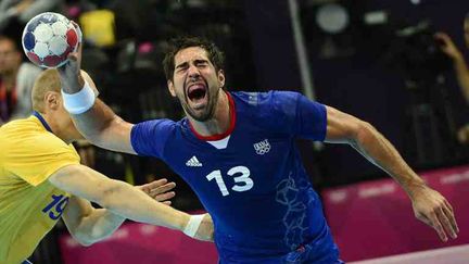 Nikola Karabatic dans la défense suédoise