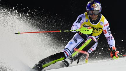 Alexis Pinturault sur le slalom de Madonna di Campiglio. (TIZIANA FABI / AFP)