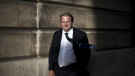 Pierre Charon, ancien conseiller du chef de l'Etat, présente une liste dissidente de l'UMP à Paris (AFP - FRED DUFOUR)