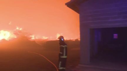 Incendies en Gironde : plus de 500 personnes évacuées en une nuit (France 2)