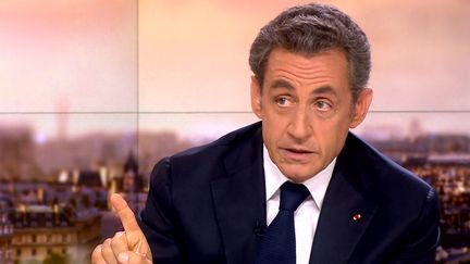 Nicolas Sarkozy, sur le plateau du journal de 20 heures de France 2, le 21 septembre 2014. (FRANCE 2 / AFP)