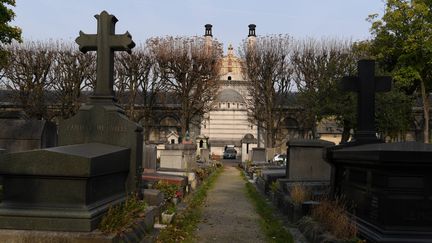 Le&nbsp;crématorium&nbsp;du cimetière du&nbsp;Père-Lachaise, le 17 octobre 2017, à Paris. (CHRISTOPHE ARCHAMBAULT / AFP)