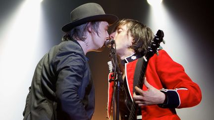 Pete Doherty et Carl Barât le 26 septembre 2014 à l'Alexandra Palace (Londres).
 (Stephanie Paschal/REX )