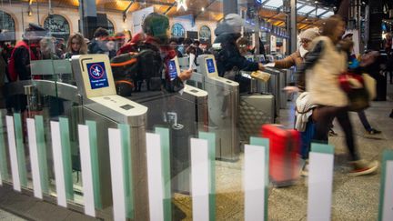 Grève contre la réforme des retraites à la gare Saint-Lazare, à Paris, le 21 décembre 2019. (ERIC TSCHAEN/REA / REA)