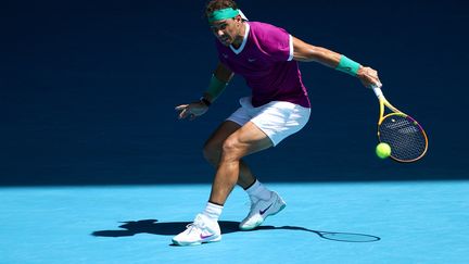 Rafael Nadal lors de son 8e de finale contre Adrian Mannarino lors de l'Open d'Australie, dimanche 23 janvier.&nbsp; (AARON FRANCIS / AFP)