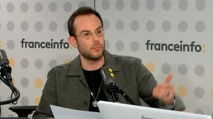 Clément Viktorovitch dans Entre les lignes, sur franceinfo, le 1er juin 2022. (FRANCE INFO / RADIO FRANCE)