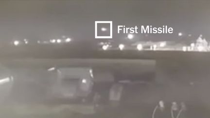 Capture d'écran d'une vidéo publiée par le "New York Times",&nbsp;le 15 janvier 2020, montrant deux missiles présentés comme ceux qui ont&nbsp;ciblé le Boeing 737 ukrainien qui s'est crashé en Iran. (NEW YORK TIMES)