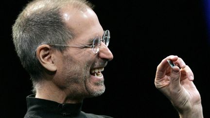 Le cofondateur d'Apple, Steve Jobs, lors d'une présentation Apple à San Francisco, 15 janvier 2008. (ROBERT GALBRAITH / REUTERS)