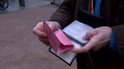Permis dématérialisé : comment ajouter le papier rose à son smartphone ?