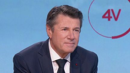 Présidentielle 2022 : Xavier Bertrand a "mis un genou à terre" face à l’extrême droite, selon Christian Estrosi